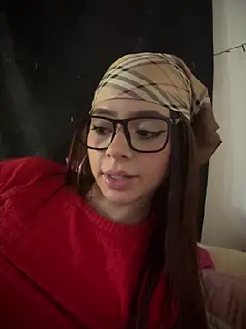 Snapshot of Danna_Myst chatting on March 27, 2026, 4:21 am Danna Myst online show from March 27, 2026, 4:21 am