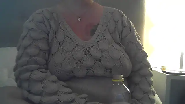Snapshot of sizha6 chatting on September 20, 2025, 3:06 pm sizha6 online show from September 20, 2025, 3:06 pm