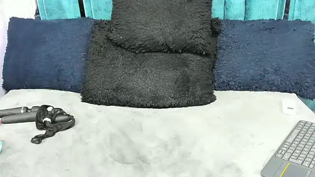 ARTEMISAKIM online show from March 25, 2026, 11:58 pm