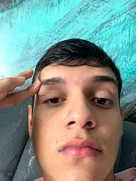 JacobRoberts1 online show from September 17, 2025, 1:13 pm