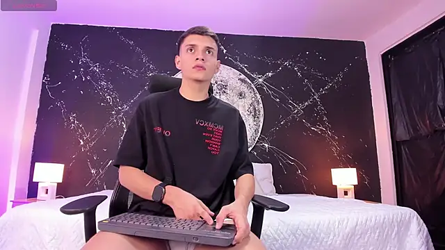 JacobRoberts1 online show from March 8, 2025, 4:45 am