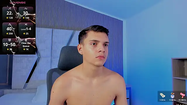 JacobRoberts1 online show from October 13, 2025, 8:21 pm