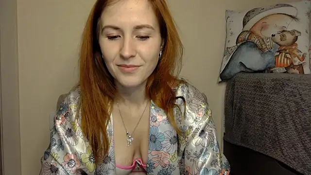 Snapshot of xeva_angelx chatting on December 22, 2025, 3:45 pm xeva angelx online show from December 22, 2025, 3:45 pm