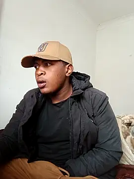 Snapshot of bosszonke123 chatting on May 6, 2026, 10:52 am bosszonke123 online show from May 6, 2026, 10:52 am