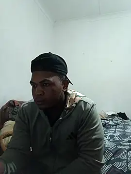 Snapshot of bosszonke123 chatting on April 21, 2026, 8:04 pm bosszonke123 online show from April 21, 2026, 8:04 pm