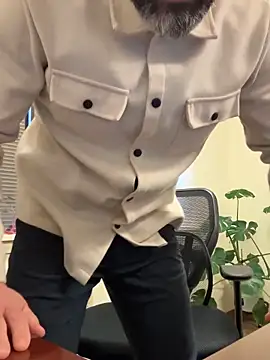 Snapshot of plaintreebull chatting on February 18, 2026, 5:20 pm plaintreebull online show from February 18, 2026, 5:20 pm