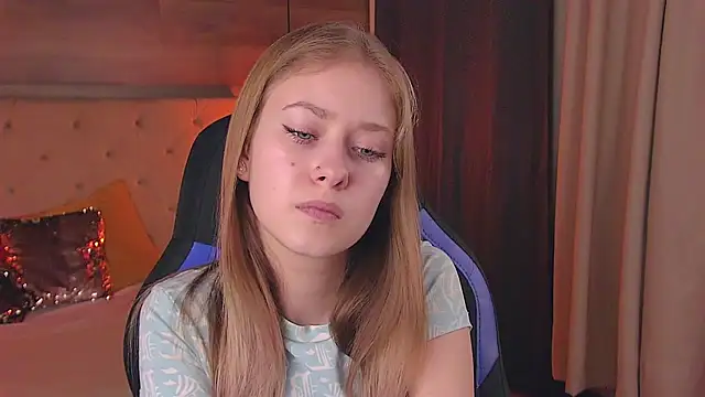 EveMundie online show from March 12, 2025, 12:15 pm