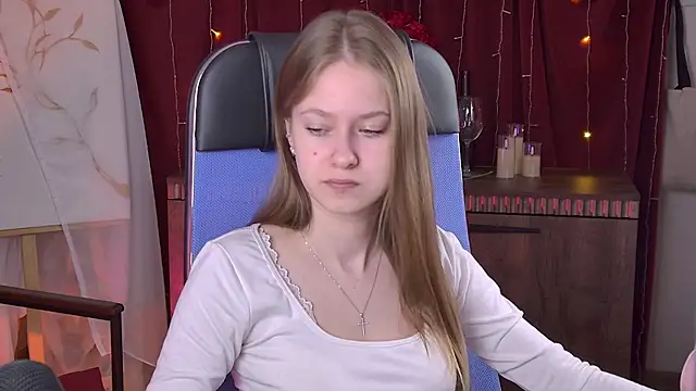 EveMundie online show from April 9, 2026, 6:30 am