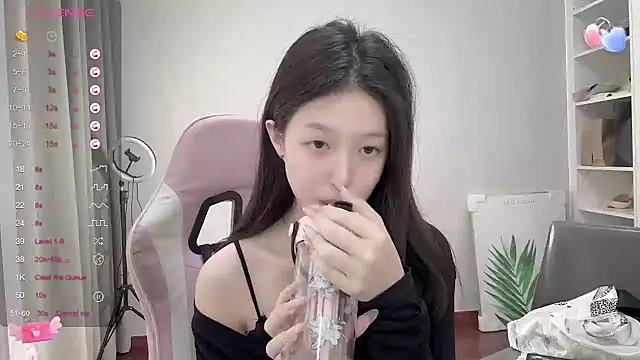 Snapshot of YaYa-521 chatting on September 21, 2025, 1:38 pm YaYa-521 online show from September 21, 2025, 1:38 pm