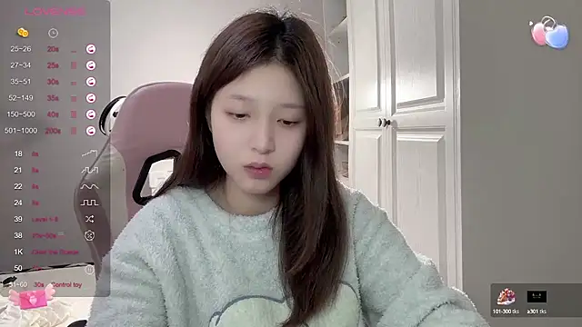 Snapshot of YaYa-521 chatting on March 21, 2025, 12:17 pm YaYa-521 online show from March 21, 2025, 12:17 pm