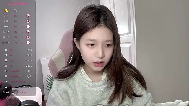 Snapshot of YaYa-521 chatting on March 7, 2025, 3:18 pm YaYa-521 online show from March 7, 2025, 3:18 pm
