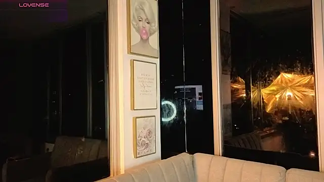 Ivanna West online show from April 1, 2026, 10:05 am