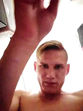 Ruanie online show from April 15, 2026, 9:59 am