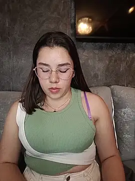 EmmaSulivan online show from March 25, 2026, 12:33 am