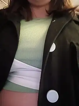 EmmaSulivan online show from April 22, 2026, 11:50 am