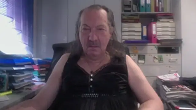 Snapshot of HMStraps01 chatting on February 25, 2026, 7:08 am HMStraps01 online show from February 25, 2026, 7:08 am