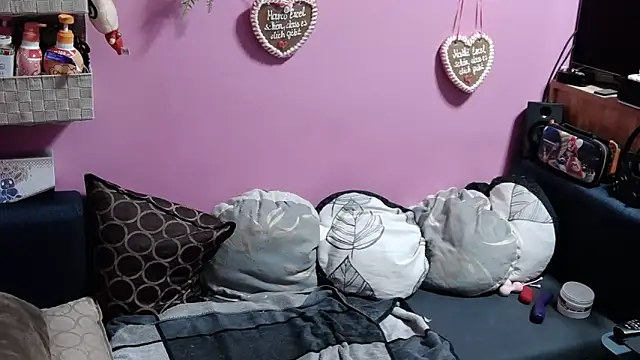 Snapshot of sexymelli18 chatting on March 1, 2025, 12:28 am sexymelli18 online show from March 1, 2025, 12:28 am
