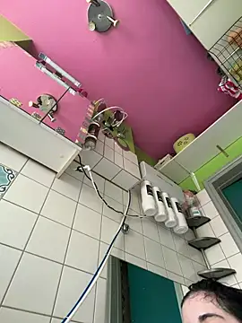 sexymelli18 online show from April 20, 2026, 4:19 pm