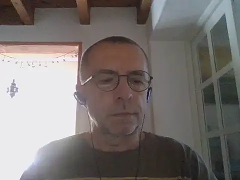 Snapshot of Xavspank2 chatting on June 14, 2026, 2:18 pm Xavspank2 online show from June 14, 2026, 2:18 pm