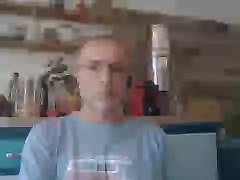 Snapshot of Xavspank2 chatting on June 15, 2026, 9:53 am Xavspank2 online show from June 15, 2026, 9:53 am