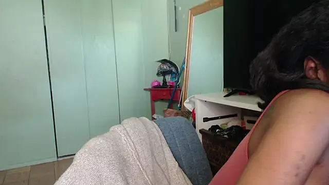 Snapshot of TheSophiaMorgan chatting on June 2, 2026, 8:42 pm TheSophiaMorgan online show from June 2, 2026, 8:42 pm