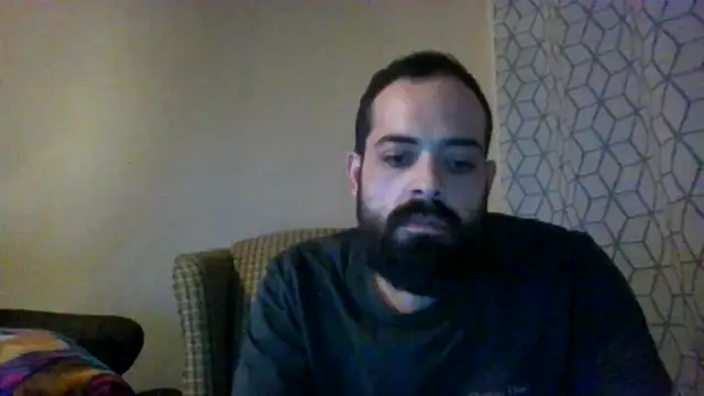 guccititi online show from November 18, 2025, 2:27 am