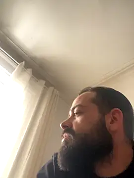 guccititi online show from November 12, 2025, 2:10 pm