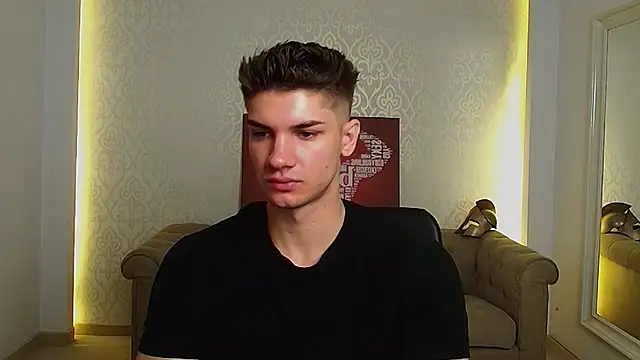 MaxKaiden online show from September 21, 2025, 9:25 am