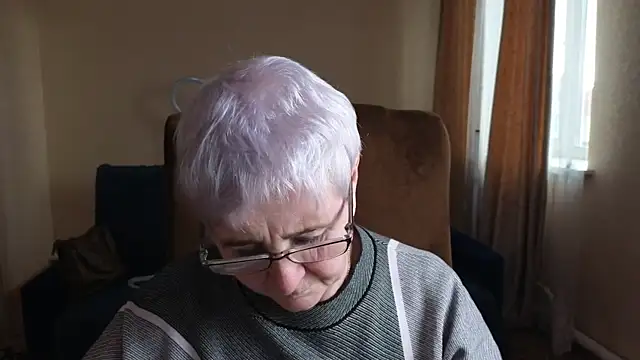 Snapshot of Sandra_Snowflake chatting on April 24, 2026, 11:12 am Sandra Snowflake online show from April 24, 2026, 11:12 am
