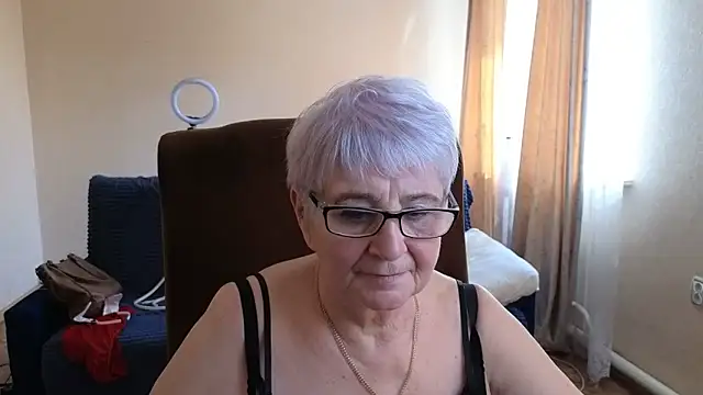 Snapshot of Sandra_Snowflake chatting on April 23, 2026, 12:29 pm Sandra Snowflake online show from April 23, 2026, 12:29 pm