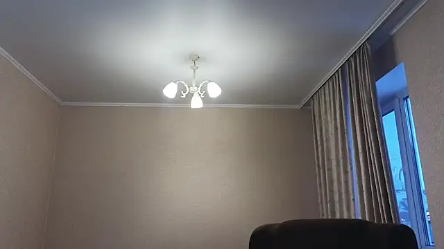 Sandra Snowflake online show from February 23, 2026, 3:52 am