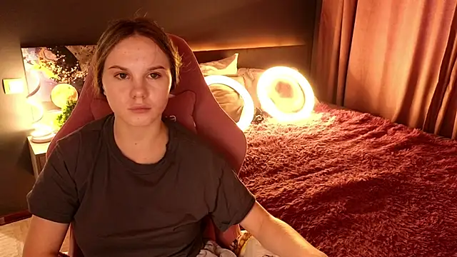 Dyna bae online show from September 23, 2025, 1:45 am