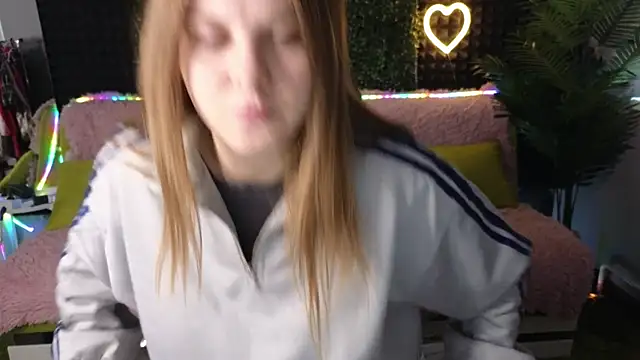 Dyna bae online show from September 30, 2025, 2:28 am