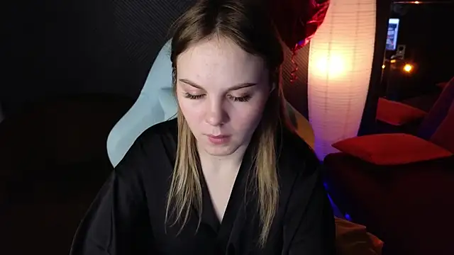 Dyna bae online show from March 13, 2025, 1:10 am