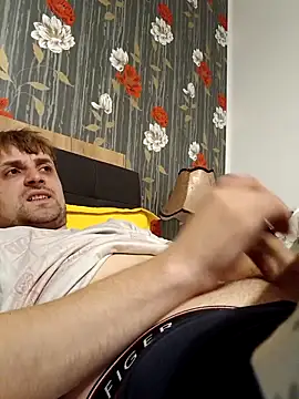 Eusuntnoulgigolo online show from April 30, 2026, 7:43 pm