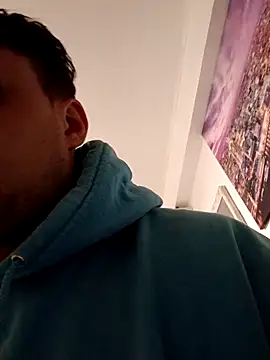 Eusuntnoulgigolo online show from April 23, 2026, 6:31 pm