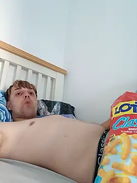 Snapshot of Eusuntnoulgigolo chatting on July 2, 2026, 5:41 pm Eusuntnoulgigolo online show from July 2, 2026, 5:41 pm