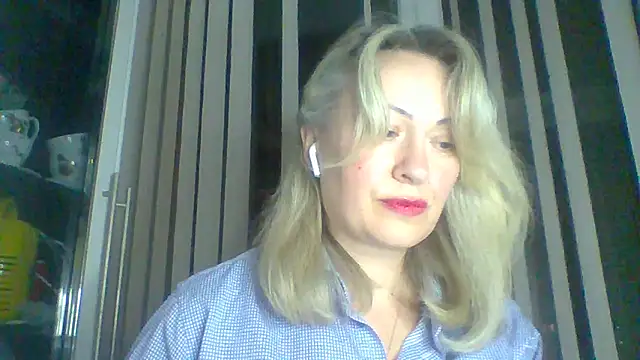 Mary888x online show from March 6, 2025, 5:11 pm