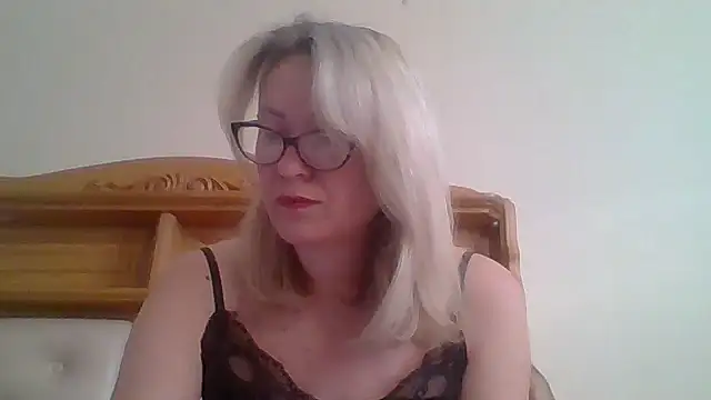 Mary888x online show from February 26, 2025, 7:02 am