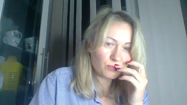 Mary888x online show from March 1, 2025, 9:15 pm