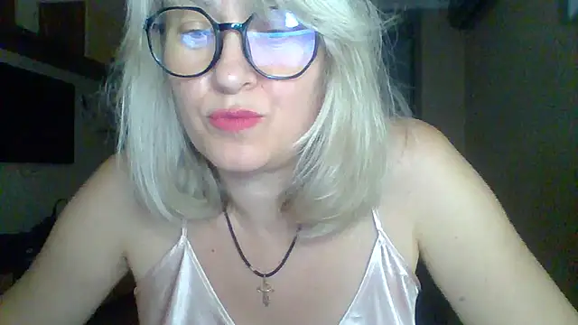 Mary888x online show from September 9, 2025, 5:11 pm