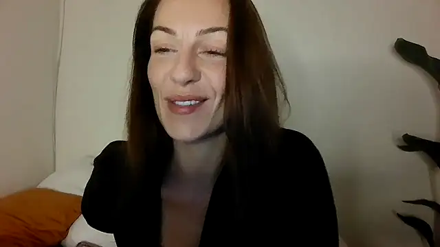 Edenfox- online show from February 13, 2026, 11:16 pm