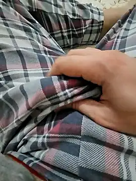 Snapshot of skiciyunis chatting on January 31, 2026, 7:23 pm skiciyunis online show from January 31, 2026, 7:23 pm