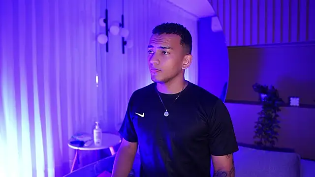 Rafa2004Cruz online show from March 7, 2026, 12:43 pm