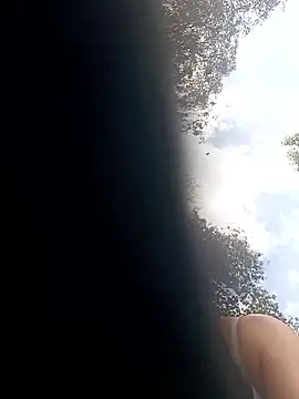 Snapshot of Coeur_de_luxure chatting on February 22, 2026, 3:24 pm Coeur de luxure online show from February 22, 2026, 3:24 pm