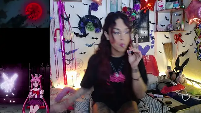 purplekattlyn online show from May 28, 2026, 7:38 am