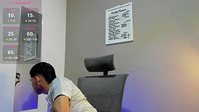 mattiwsmorris  online show from January 14, 2026, 1:37 pm