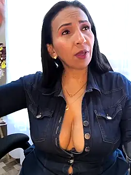 Mrsvictoriaaa online show from April 5, 2026, 7:09 pm