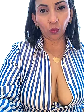 Snapshot of Mrsvictoriaaa chatting on October 11, 2025, 7:15 pm Mrsvictoriaaa online show from October 11, 2025, 7:15 pm