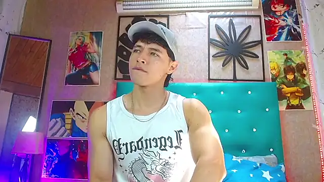 LiamAndrewzz online show from October 25, 2025, 4:40 pm